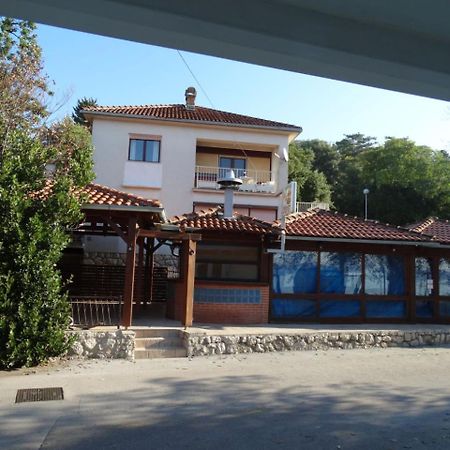 Roni Apartment Crikvenica Bagian luar foto