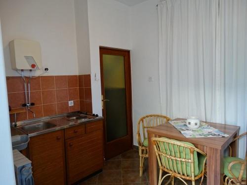 Roni Apartment Crikvenica Bagian luar foto