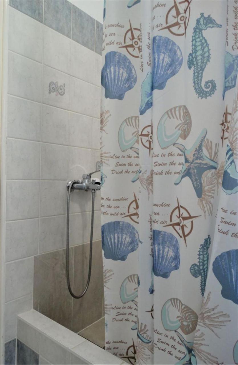 Roni Apartment Crikvenica Bagian luar foto